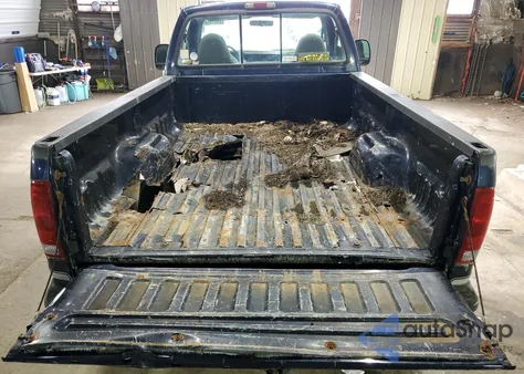 2001 Ford F250 Super Duty z USA, uszkodzony, nr VIN 1FTNF21L51EC59581